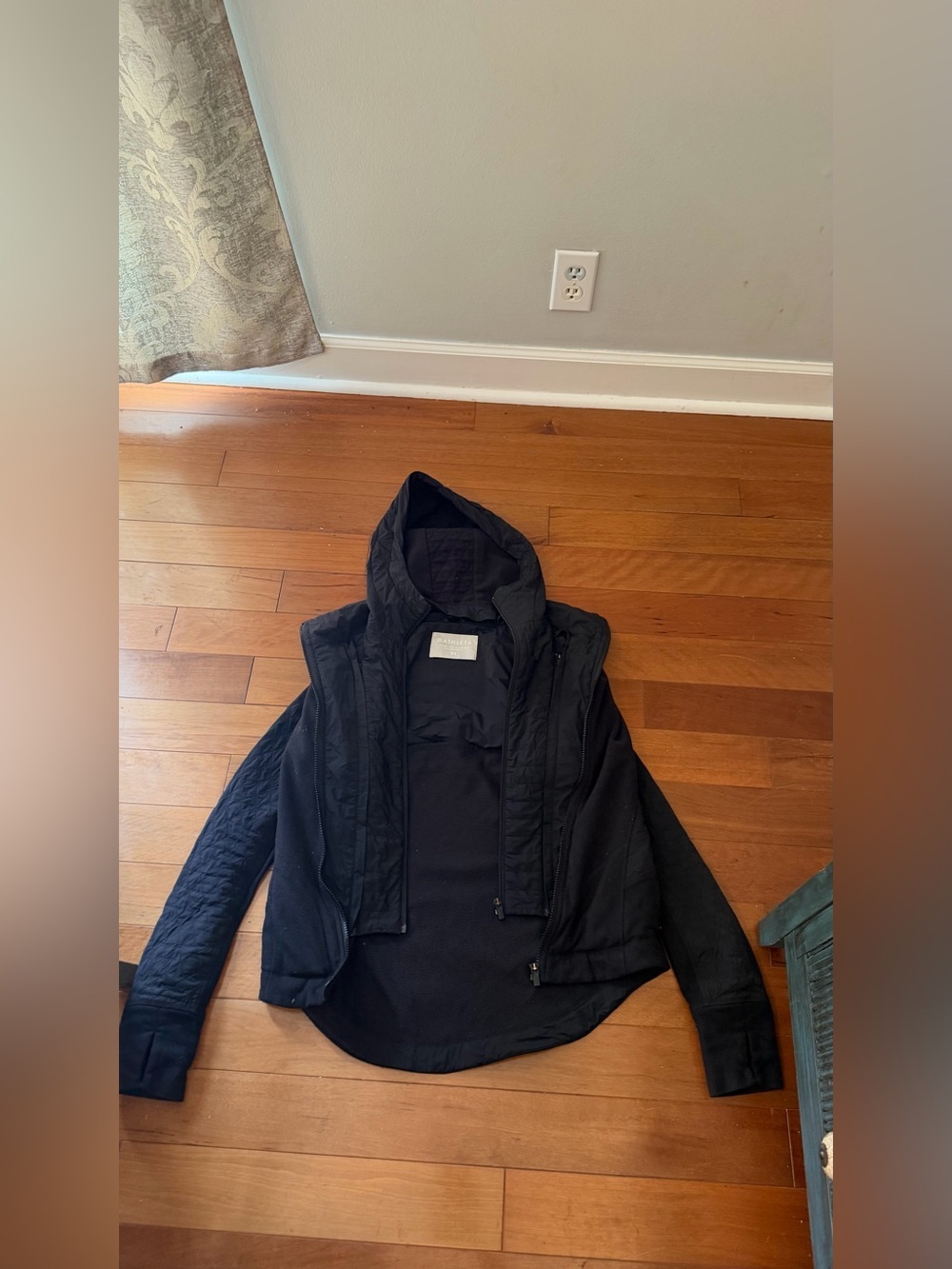 Athleta black xs hooded all weather light jacket. Detachable hoodie